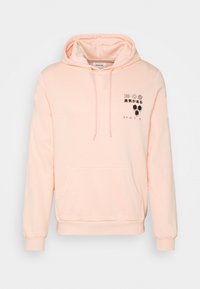 Hoddy rosa chiaro realizzato in morbido tessuto, con tasca frontale, coulisse e grafiche nere sul petto, tra cui testo e forme geometriche.