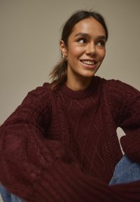 Laura Ashley CABLE  - Džemperis - berry red