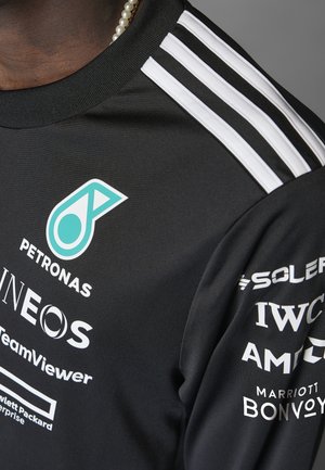 Adidas Free Shipping With AdiClub Mercedes — foto 7