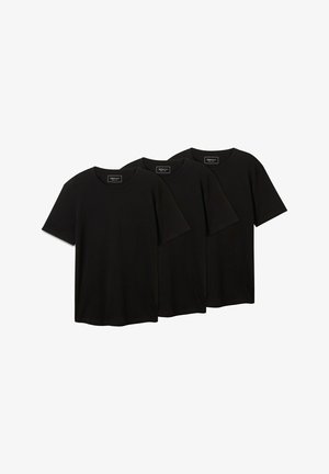 Trois t-shirts noirs à col rond sont exposés. Ils présentent des manches courtes et une texture douce, avec un design simple et classique.