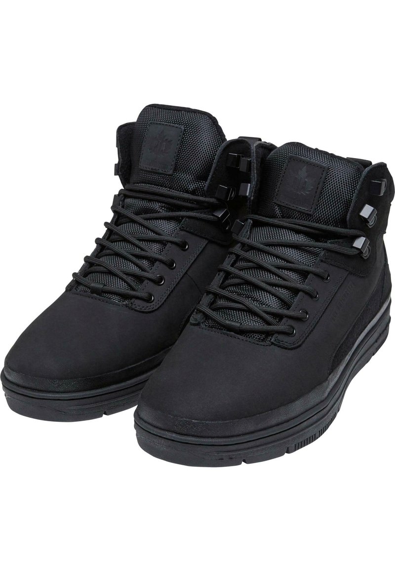 K1X PLAY HARD Sneaker high tripleblack/schwarz