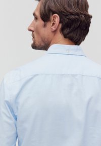 BONDELID ETHAN OXFORD - Skjorta - sky blue