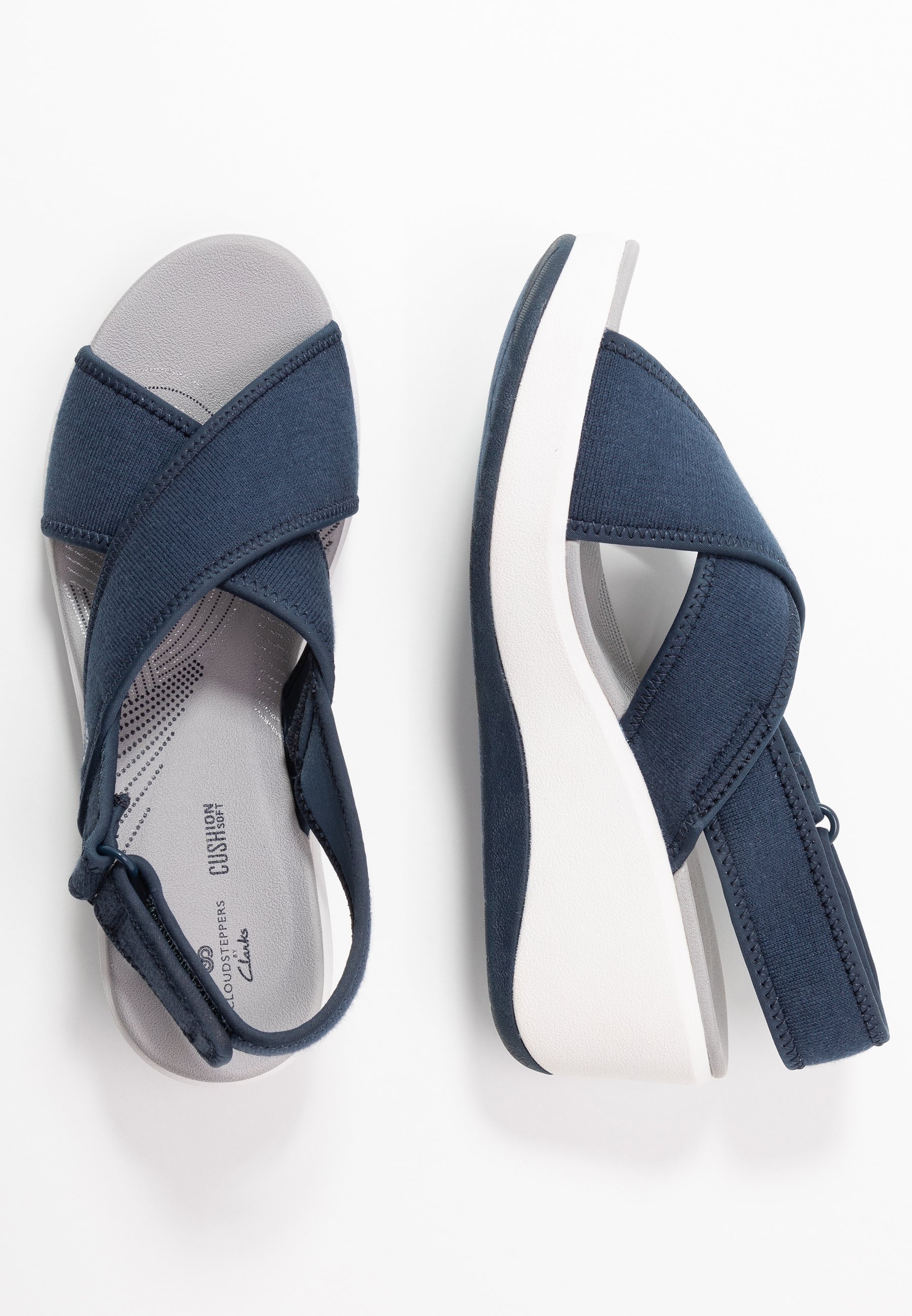 clarks cloud steppers sandals uk