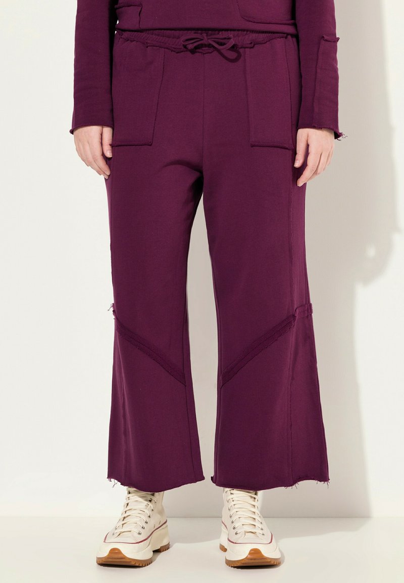 Ulla Popken DECORATIVE SEAM  - Pantaloni - forest berry