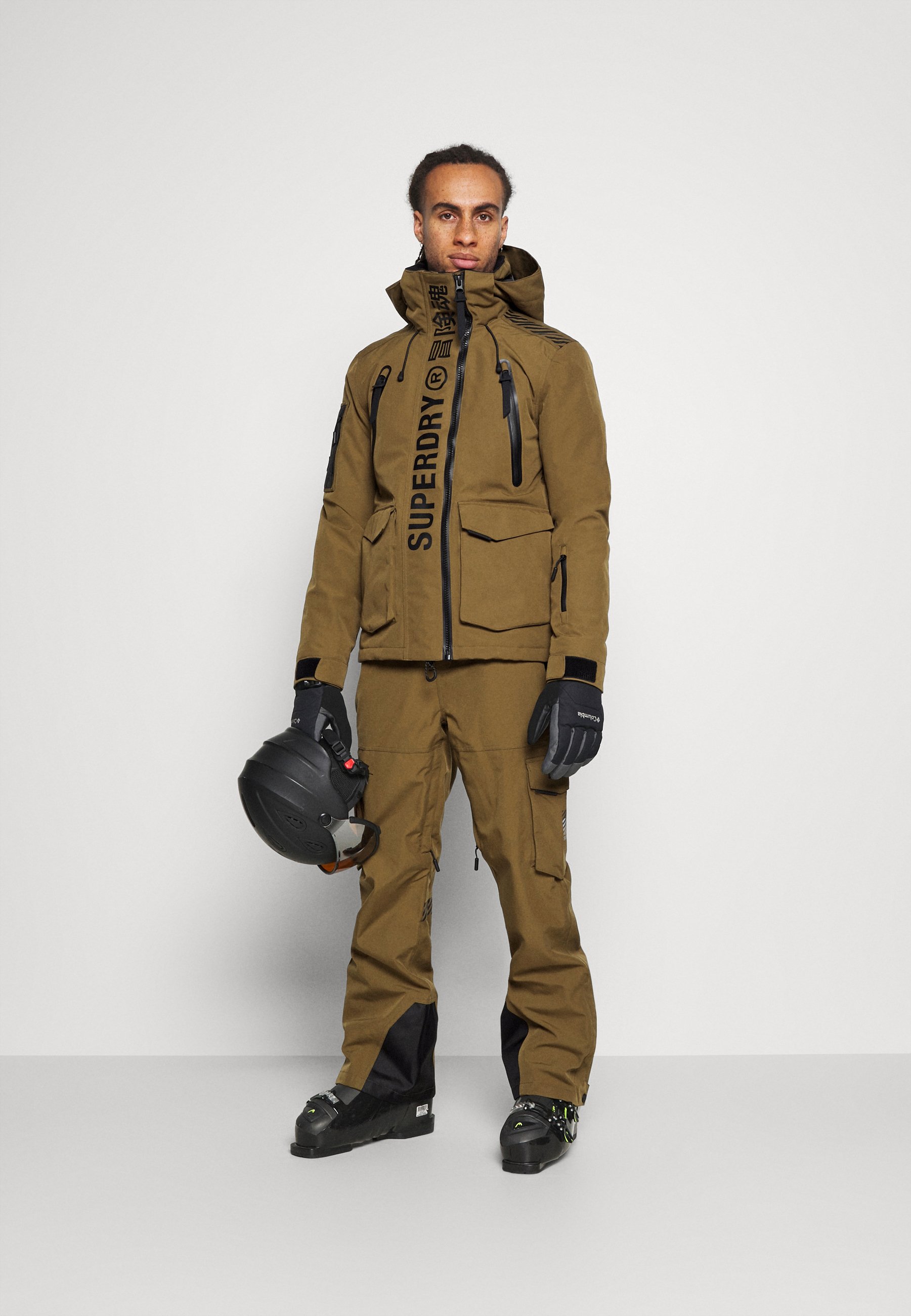 superdry snow rescue