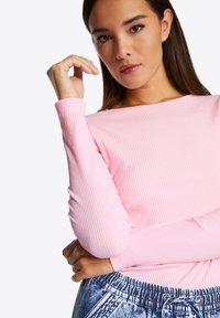Rich & Royal Majica z dolgimi rokavi - rose quartz