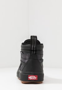 Vans Vysoké tenisky - black
