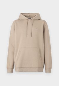 Unselected, coastal taupe