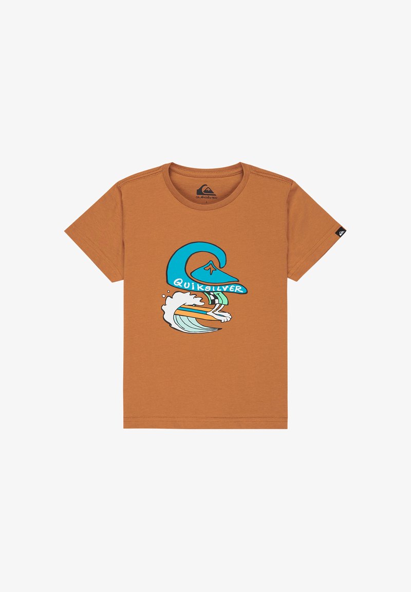 T-shirt manches courtes brun rouille avec un graphisme d'onde turquoise et de surfeur, avec le texte "Quiksilver" au centre devant.