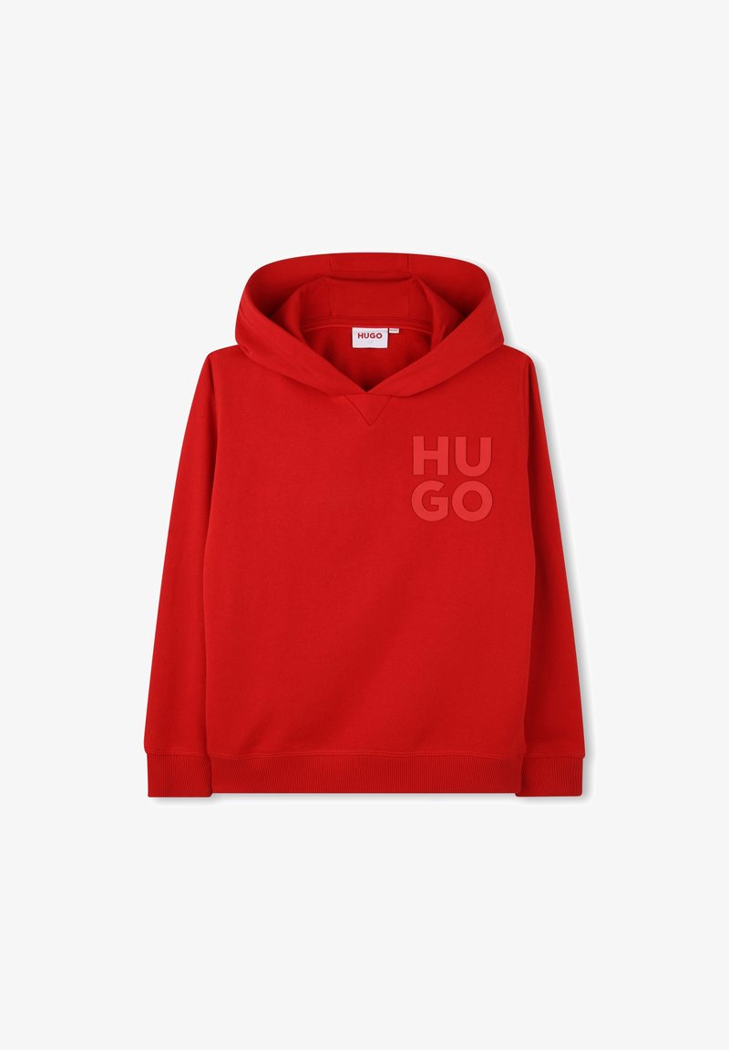 Sweatshirt à capuche rouge avec "HUGO" en relief sur le coin supérieur gauche de la poitrine, poignets et ourlet côtelés, et une étiquette à l'intérieur de l'encolure.