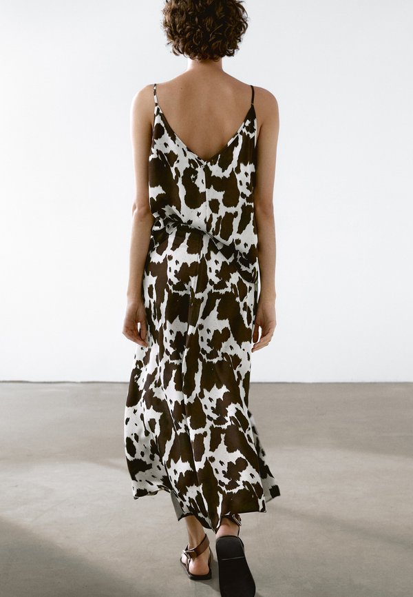 FLUID STRAPPY WITH ANIMAL  - Top4