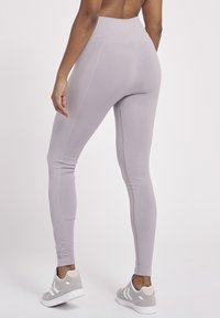 Hummel TIF SEAMLESS HIGH WAIST  - Tights - minimal gray
