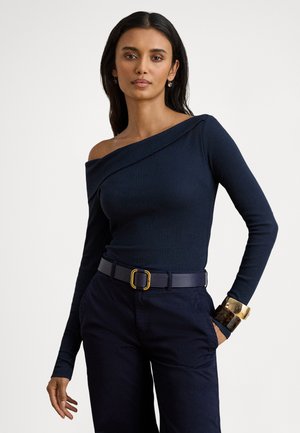 RIBBED ASYMMETRICAL OFF-THE-SHOULDER TOP - Topper langermet - lauren navy