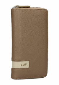 Portafoglio in pelle marrone con finitura testurizzata, forma rettangolare e chiusura con zip. Presenta un accento beige chiaro con il marchio "zwei".