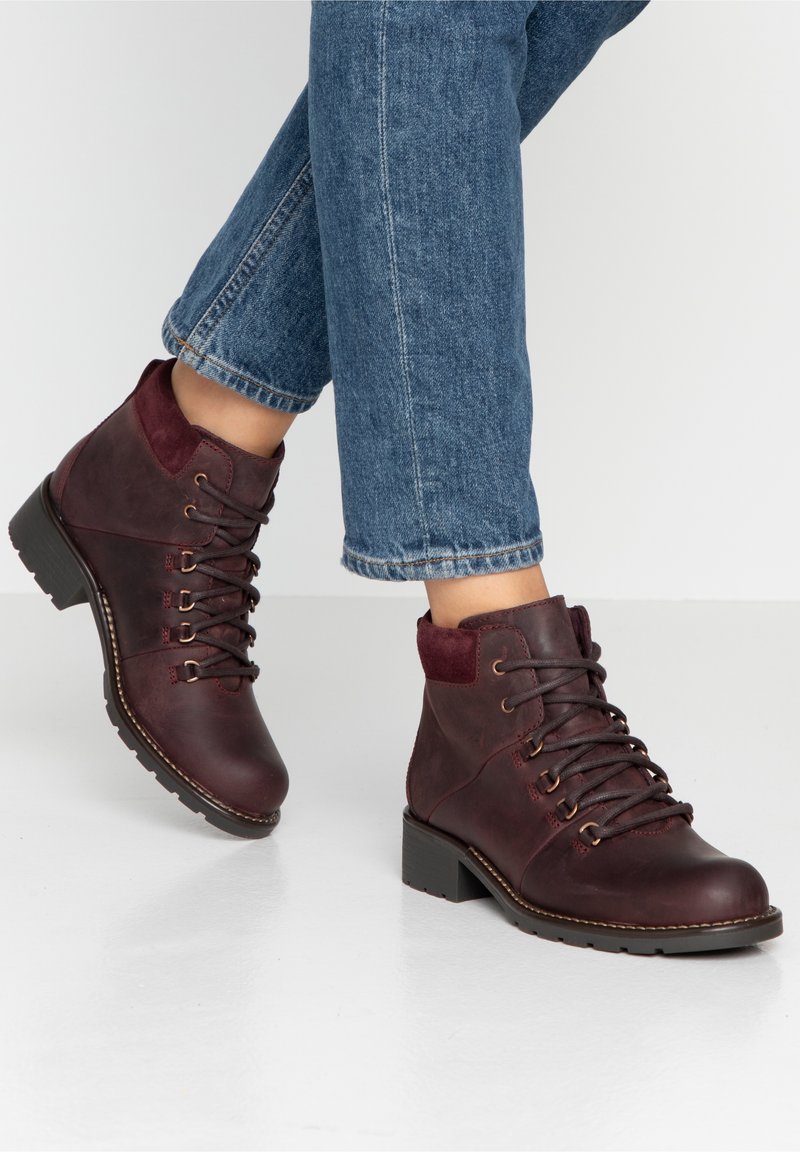 Clarks Botines con cordones - red