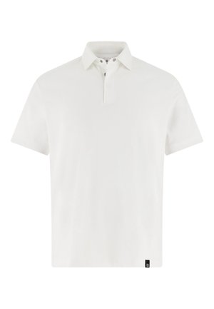 Hvid kortærmet poloshirt lavet af bomuld, med traditionel krave, tre-knaps lukning og en lille sort logo ved kanten.