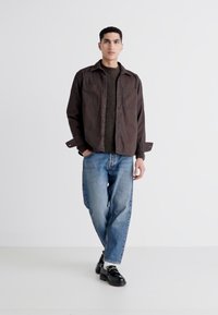 Thumbnail Image 2