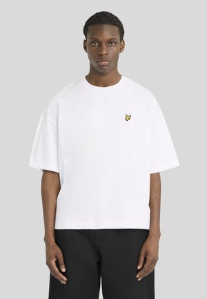Lyle & Scott BOXY FIT - Βασικό μπλουζάκι - white
