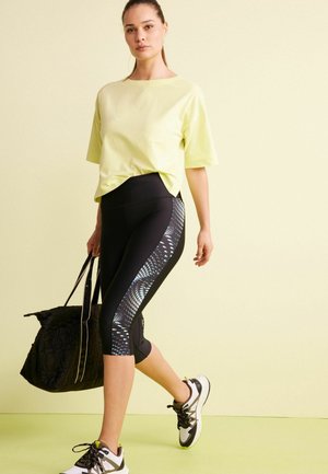TECHNICAL CAPRI - Legging - black print side panel