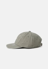 Obey Clothing PIGMENT LOWERCASE PANEL STRAPBACK UNISEX - Cap - pigment olive