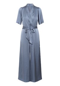 Blauer Satin-Overall mit kurzen Ärmeln, Bindegürtel in der Taille, weiter Beinform, glatte Textur und V-Ausschnitt.