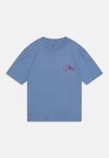TAKE US BACK LOGO - T-shirt imprimé - hydrangea