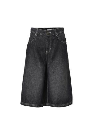 Zwarte denim knielange shorts met knoop aan de voorkant, rits en zakken, voorzien van zichtbare witte stiksels.