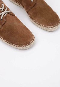 SENSES & SHOES TERRAN - Alpargatas - brown