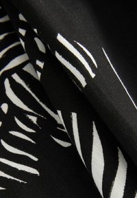 WIDE LEG - Auduma bikses - black print