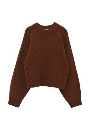 Suéter marrón de punto con textura acanalada, escote redondo y mangas extragrandes, con un diseño corto y costuras laterales.