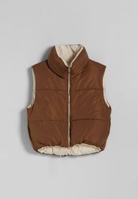 Gilet imbottito marrone con colletto alto, zip frontale e interno crema. Presenta un orlo elasticizzato e tasche laterali. Materiale liscio e leggero.