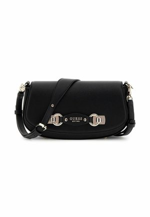 Schwarze Umhängetasche mit strukturierter Oberfläche, silberner Hardware und einem zentralen Schnallendetail mit dem Markenlogo. Verstellbarer Tragegurt.