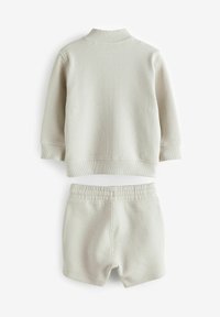 Next SET REGULAR FIT szary
