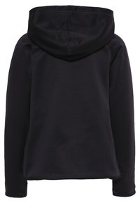 Hoodie nero a maniche lunghe realizzato in tessuto morbido. Presenta un ampio cappuccio, cuciture nascoste e una vestibilità comoda. Nessun logo o motivo visibile.