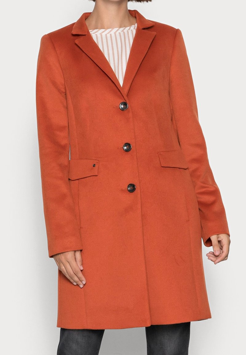 comma Manteau classique - red