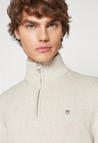 GANT CASUAL HALF  - Strickpullover - light beige melange