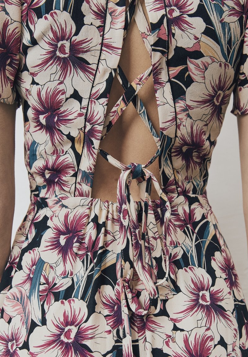 Robe IKKS Noire Taille 36 - Mélange Coton Et Soie, Style Gothique, Occasion Très Bon état