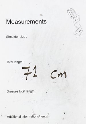 Messblatt, das die Gesamtlänge handschriftlich mit 72 cm angibt, mit gedrucktem Text und einer kleinen Zeichnung eines Maßbands auf weißem Hintergrund.