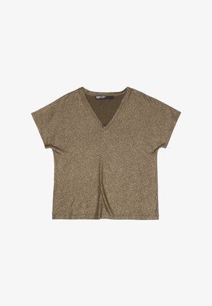 Camiseta marrón de corte ancho, de manga corta y cuello en V, holgada y con una textura jaspeada sutil, colocada plana sobre un fondo blanco.