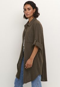 Kaffe KAPAULINE - Robe chemise - forest night