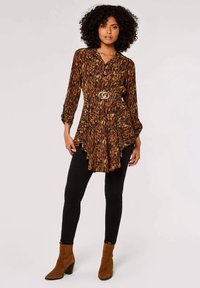 Apricot Blusenkleid - rust