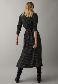 Massimo Dutti Robe longue - black
