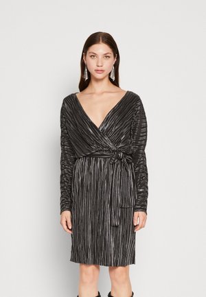 YAS YASODA 7/8 DRESS - Cocktailkjole / festkjole - black/silver