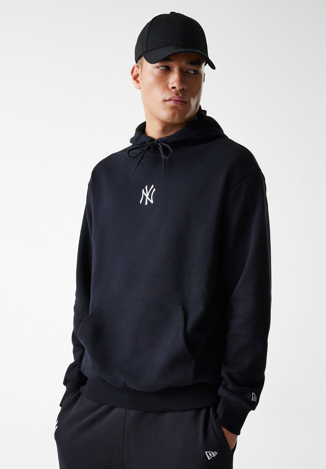 【New Era】★ MLB Logo Sweat Shirt ★ New York Yankees NEW ERA SWEAT CREW NEW YORK YANKEES SWEAT HOMME - NOIR/ROSE