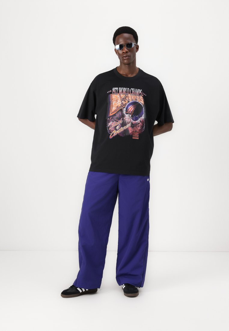トップス A adidas 1/2 Zip Long-Sleeve Top | JD Williams