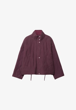 Quilted jacket in dark burgundy with a high collar, snap buttons, two front pockets, and drawstring hem. Soft texture and padded design.