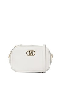 Borsa a tracolla in pelle bianca texturizzata con logo dorato, chiusura con zip e tracolla regolabile. Forma rettangolare con bordi lisci.