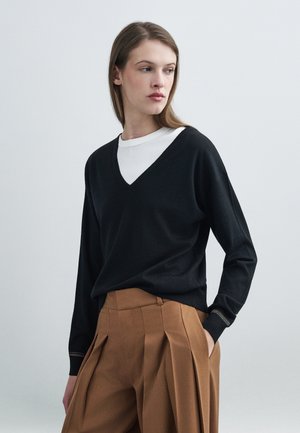 WOMENS SWEATER V NECK - Strickpullover - black
