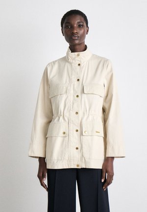 Barbour MAEVA UTILITY CASUAL - Párka - salt/summer navy/ecru