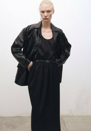 Mango Pusero - black